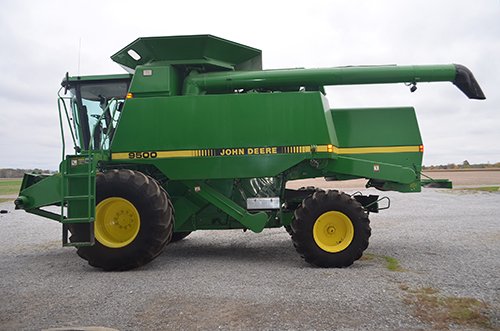 Property photo 44 - JOHN DEERE FARM EQUIPMENT AUCTION